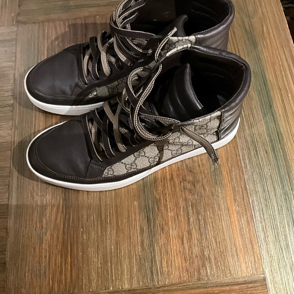 Gucci Men's Black and Brown High-Top Sneakers - Picture 4 of 5